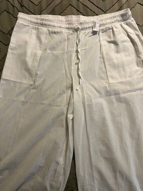 Aqua Women's White Straight-Leg Drawstring Pants